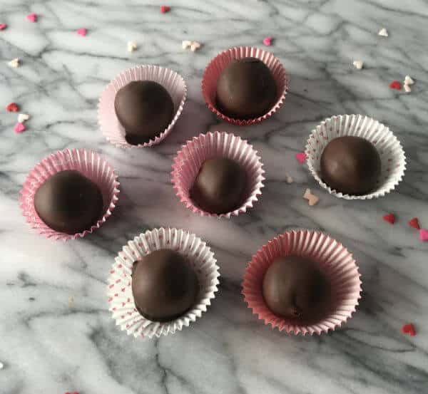 Homemade Chocolate Covered Cherries – Dogwoods & Dandelions